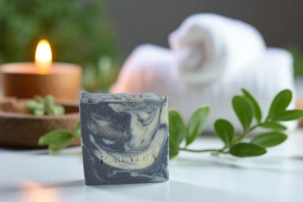 Aktif Karbon & Çay Ağacı Sabunu